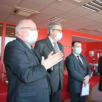 Visite du Préfet et du Sous-Préfet